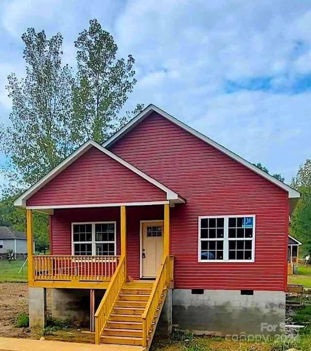 view of front of house featuring a porch