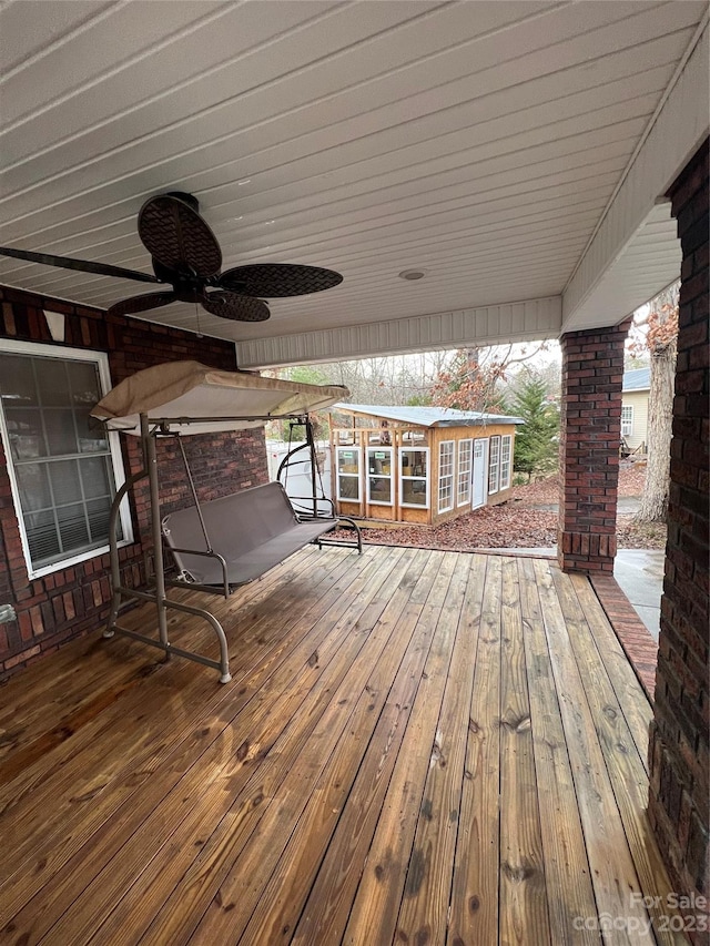 deck featuring ceiling fan