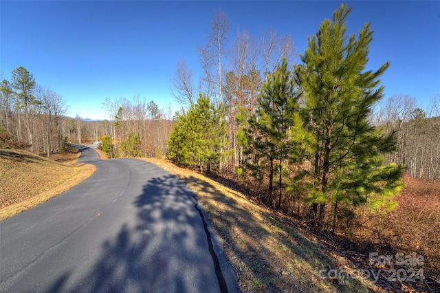 Listing photo 2 for 394 Lakeview Trl Unit 430, Nebo NC 28761