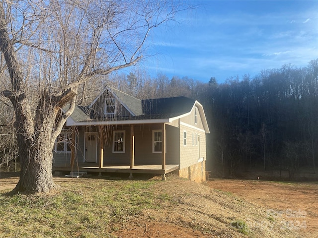 view of front of house with a porch