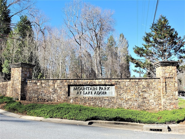 Listing photo 2 for 0 Mountain Pkwy Unit 52/53/54, Mill Spring NC 28756