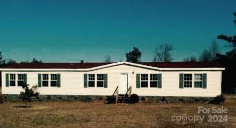 view of manufactured / mobile home