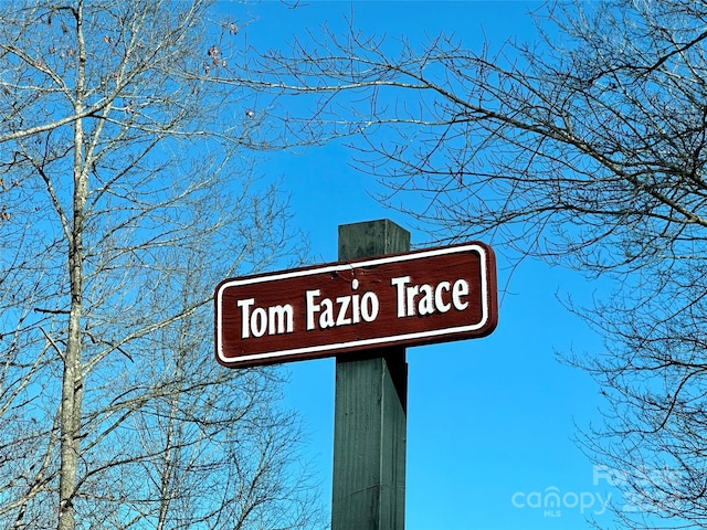 Listing photo 2 for 204 Tom Fazio Trce Unit 322, Hendersonville NC 28739