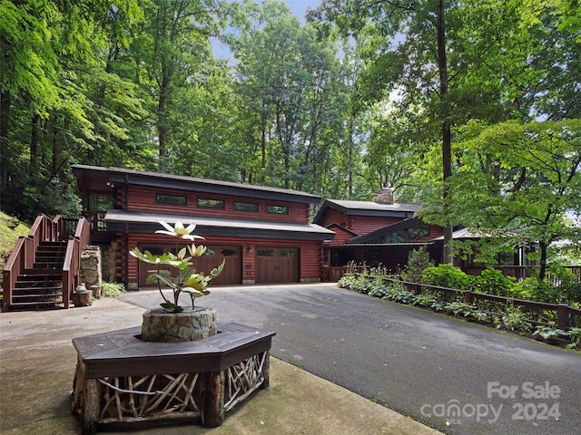 view of front of house with a garage