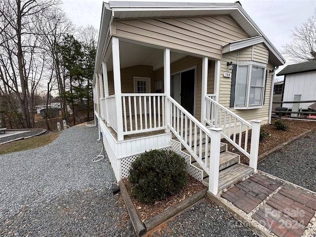 view of front of house featuring covered porch