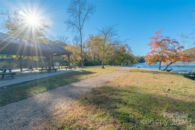 Listing photo 3 for 310 Broad Vista Ln Unit 69, Asheville NC 28804