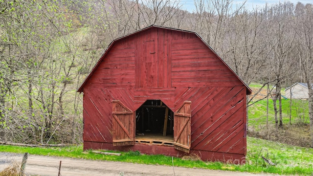 Listing photo 2 for 878 Silvers Gap Rd, Burnsville NC 28714