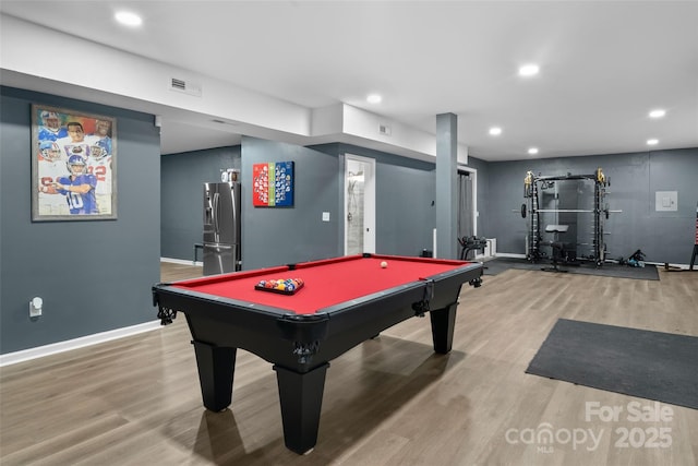 playroom featuring light wood-type flooring and billiards