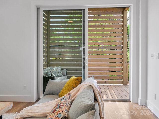 room details featuring hardwood / wood-style flooring