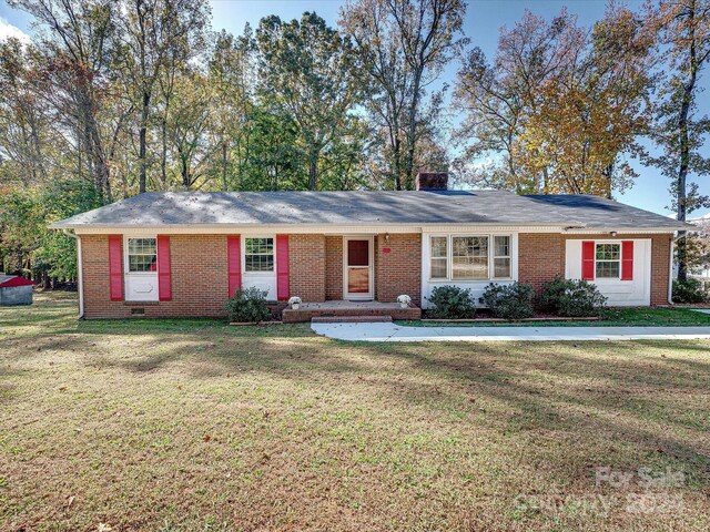 111 Bobby Lee Ln Unit 18, Mooresville, NC 28115 - single story home featuring brick siding and a front lawn