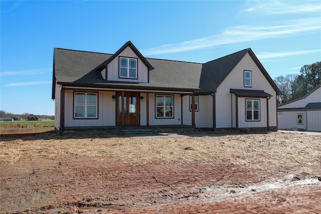 view of front facade featuring covered porch