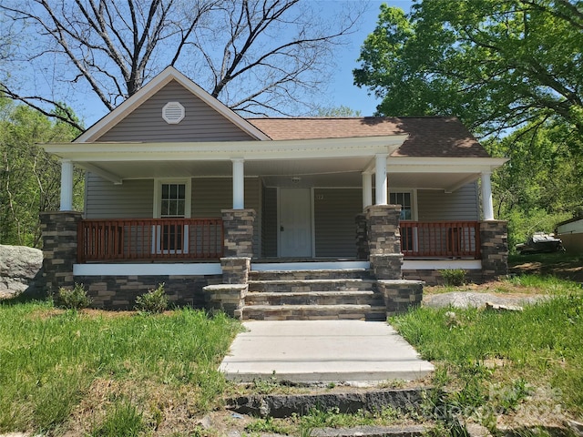 view of front facade with covered porch