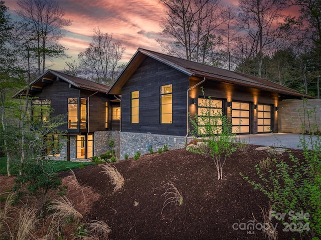 view of front of home featuring a garage