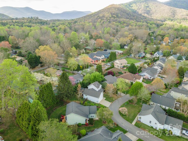 bird's eye view with a mountain view