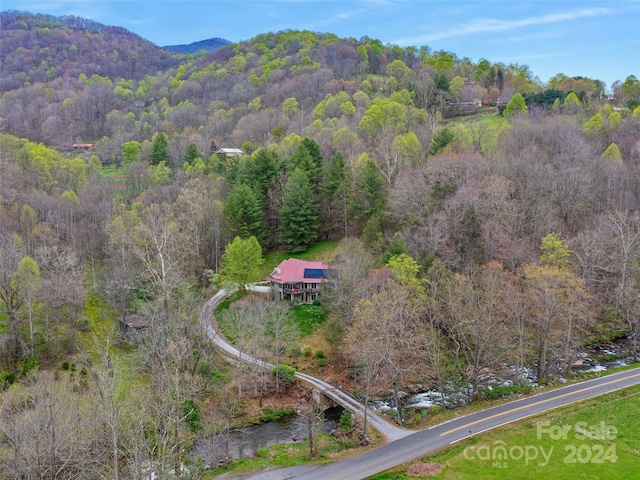 bird's eye view featuring a mountain view