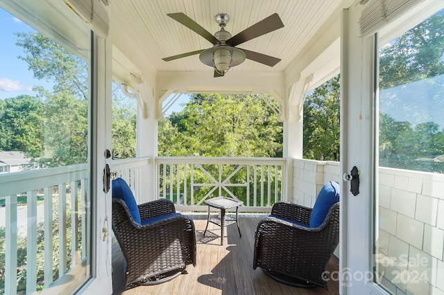 deck featuring ceiling fan