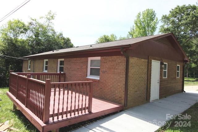 exterior space featuring a deck