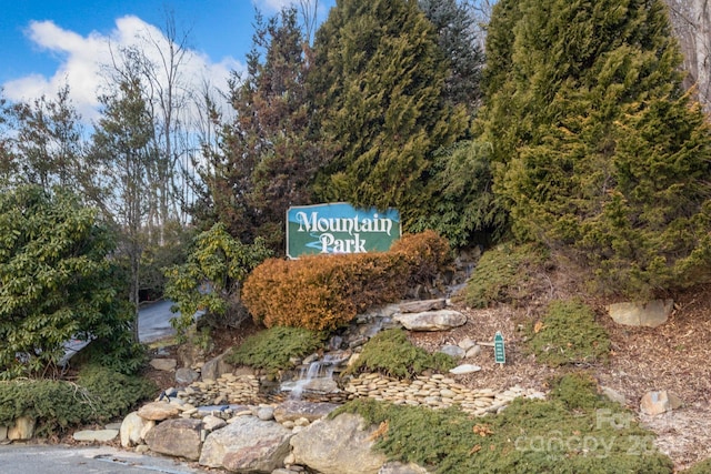 Listing photo 2 for 380 Serenity Mountain Ln, Mars Hill NC 28754