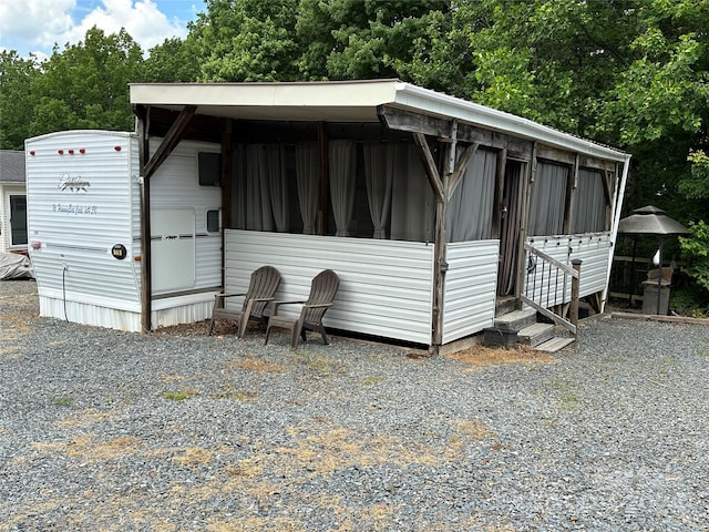 view of outdoor structure