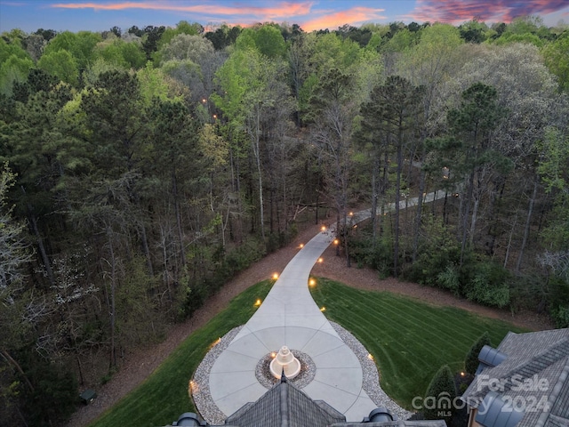 view of aerial view at dusk