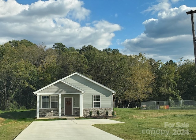 view of outdoor structure featuring a yard