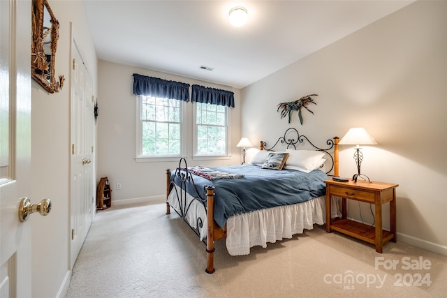 view of carpeted bedroom