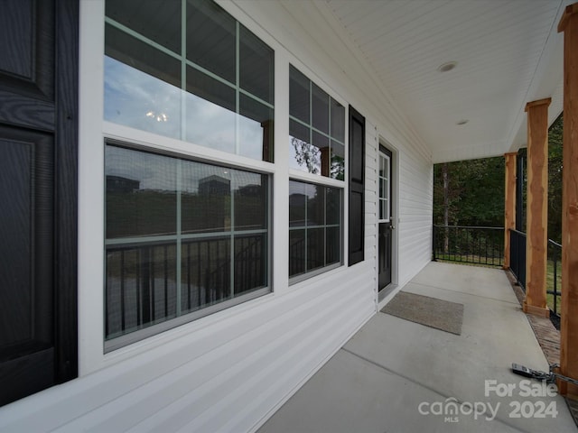 view of patio featuring covered porch