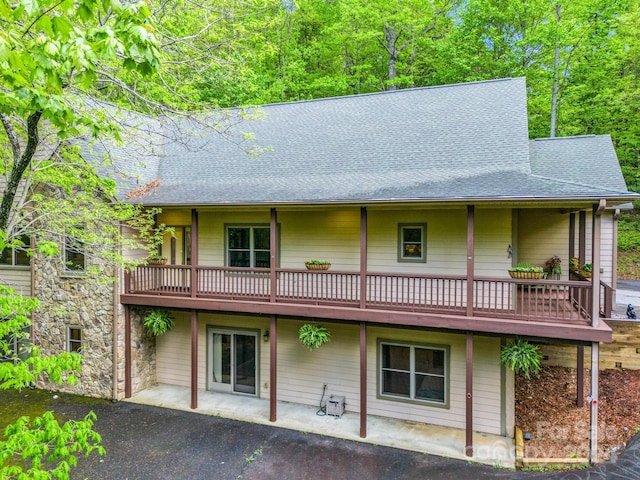 view of rear view of house