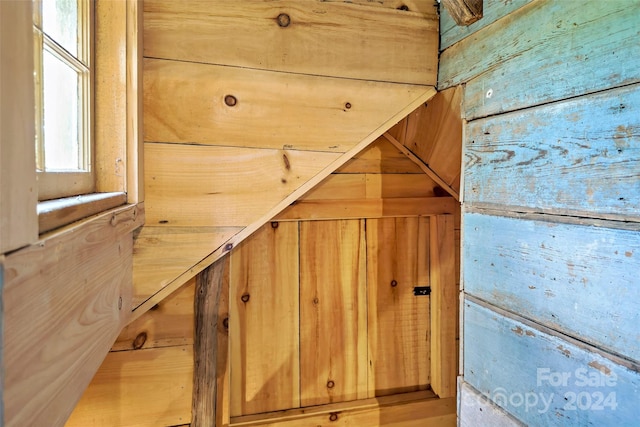 interior details with wood walls