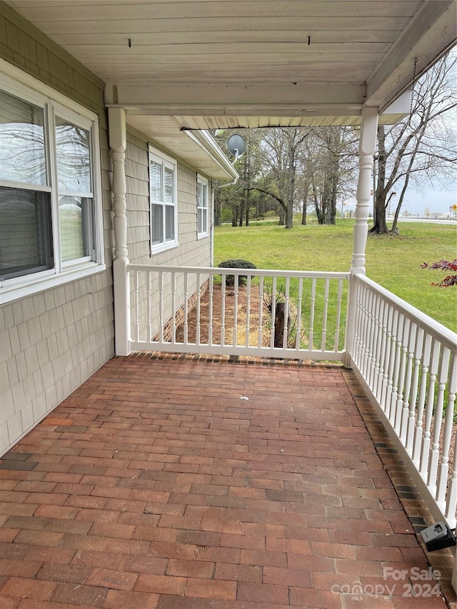 view of terrace with a porch