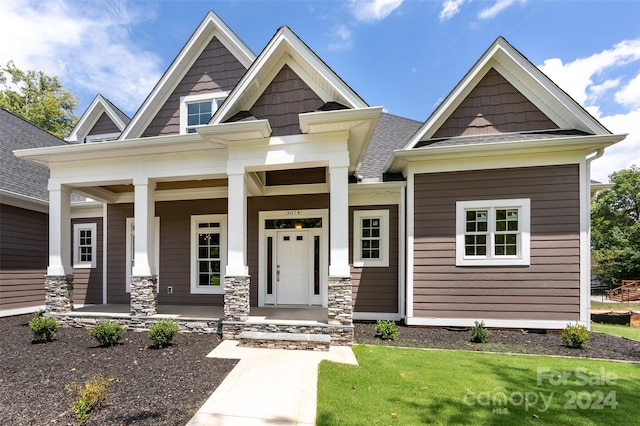 craftsman house with a porch