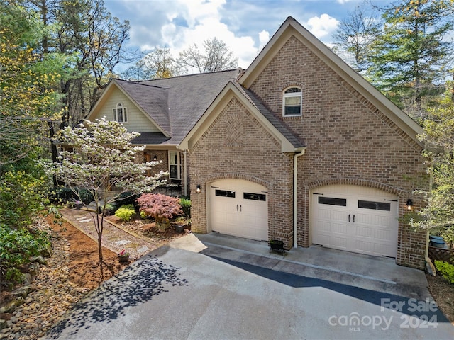 view of front of house with a garage