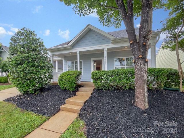 view of front of home with covered porch