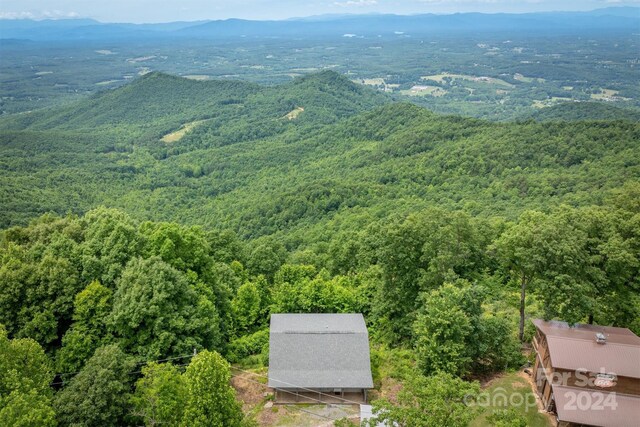 bird's eye view featuring a mountain view