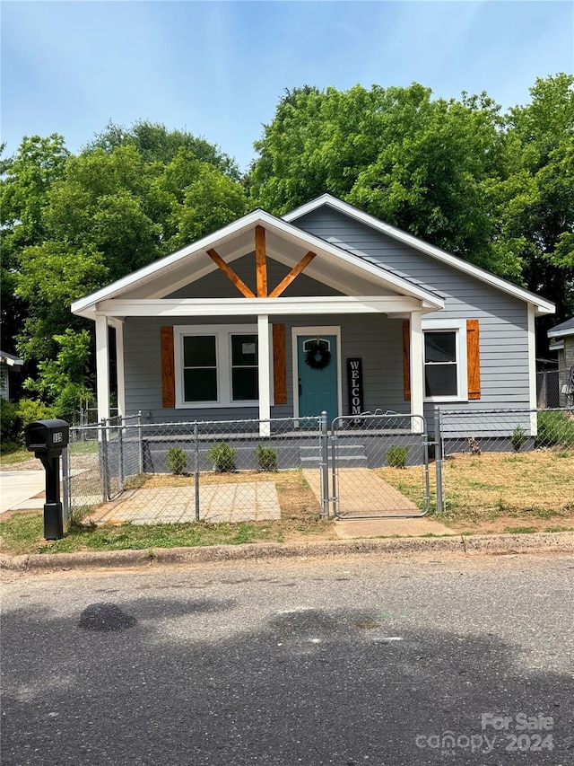 view of front of house