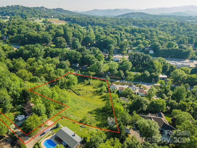 Listing photo 2 for 99999 Forest Creek Dr, Asheville NC 28806