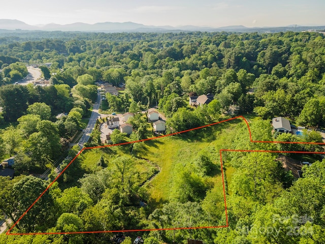 Listing photo 3 for 99999 Forest Creek Dr, Asheville NC 28806