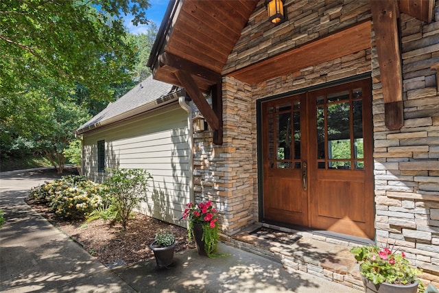 view of property entrance