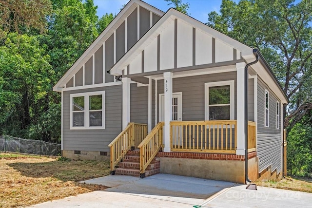 view of front of property with a porch