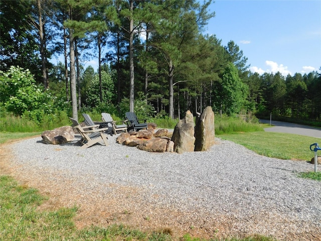 Listing photo 2 for 139 W Settings Blvd NW Unit 106, Valdese NC 28690