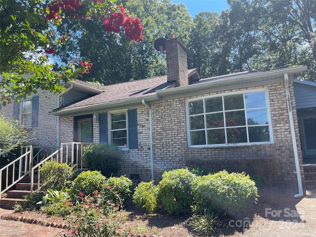 view of front of home