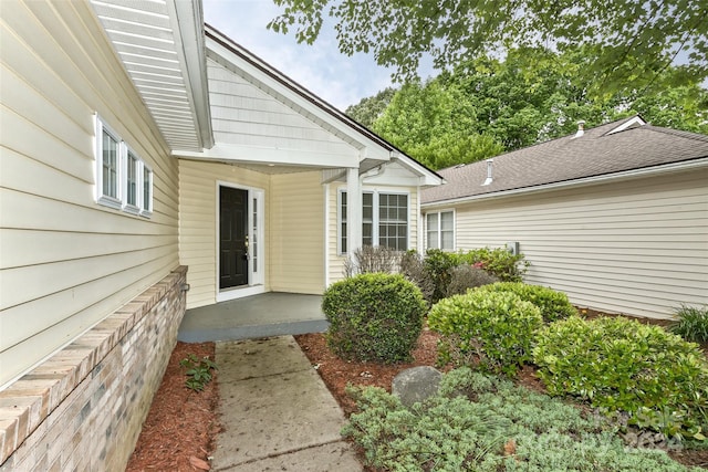 view of entrance to property