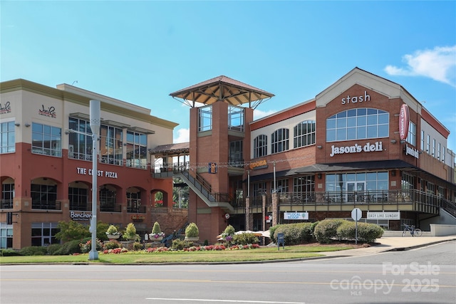 view of building exterior