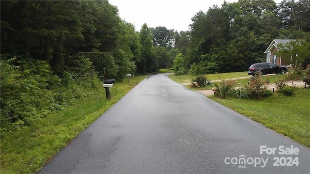 Listing photo 3 for 4893 Gateway Dr, Claremont NC 28610