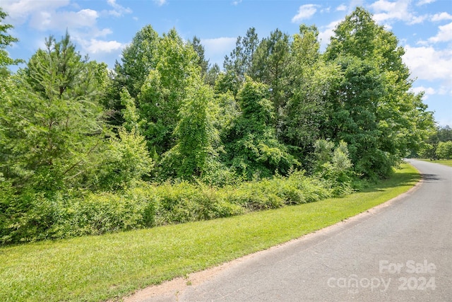 Listing photo 3 for 3524 New Potato Dr, Kannapolis NC 28083