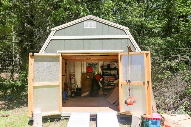 view of shed / structure