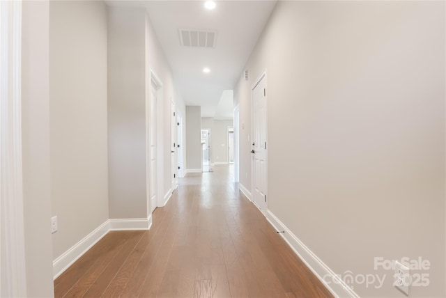 831B Wynnshire Dr Unit 60, Hickory, NC 28601 - hallway with baseboards, hardwood / wood-style floors, visible vents, and recessed lighting