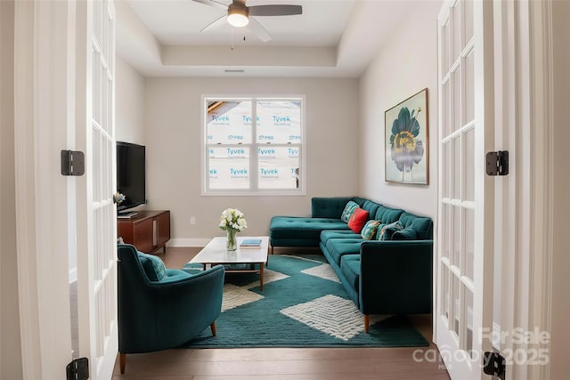 831B Wynnshire Dr Unit 60, Hickory, NC 28601 - living room featuring wood finished floors and a ceiling fan