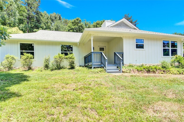 8433 Rittenhouse Cir, Charlotte, NC 28270 - view of front facade with a front yard