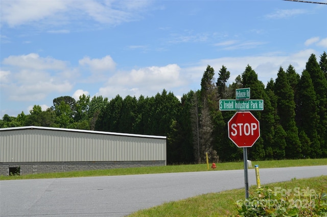 Listing photo 2 for 0000 Iredell Industrial Park Rd, Mooresville NC 28115